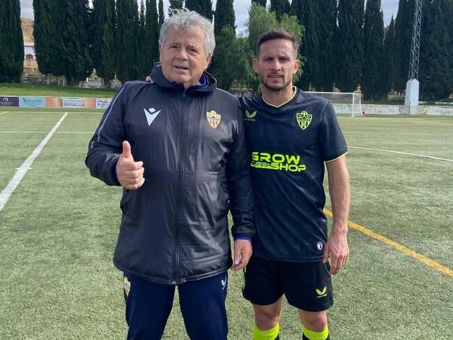 A Pablo Piatti le sienta bien el escudo del Almería.