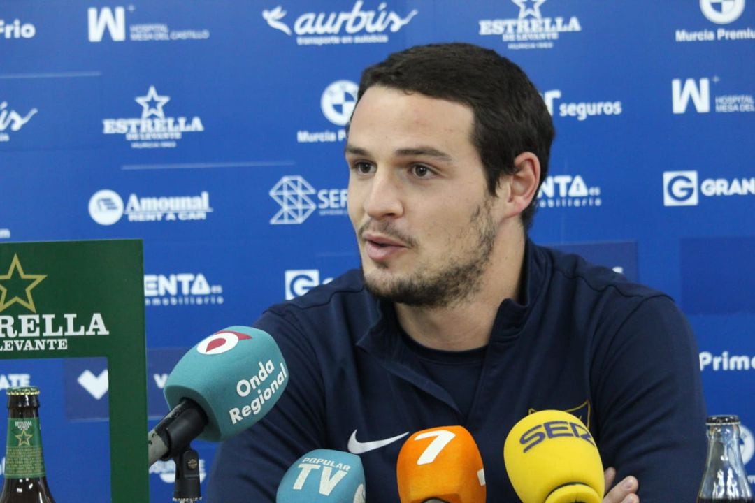 Cristian Galas en rueda de prensa