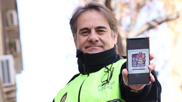 Imagen de archivo de un agente de la Unidad Viogen de la Policía Local de Elda