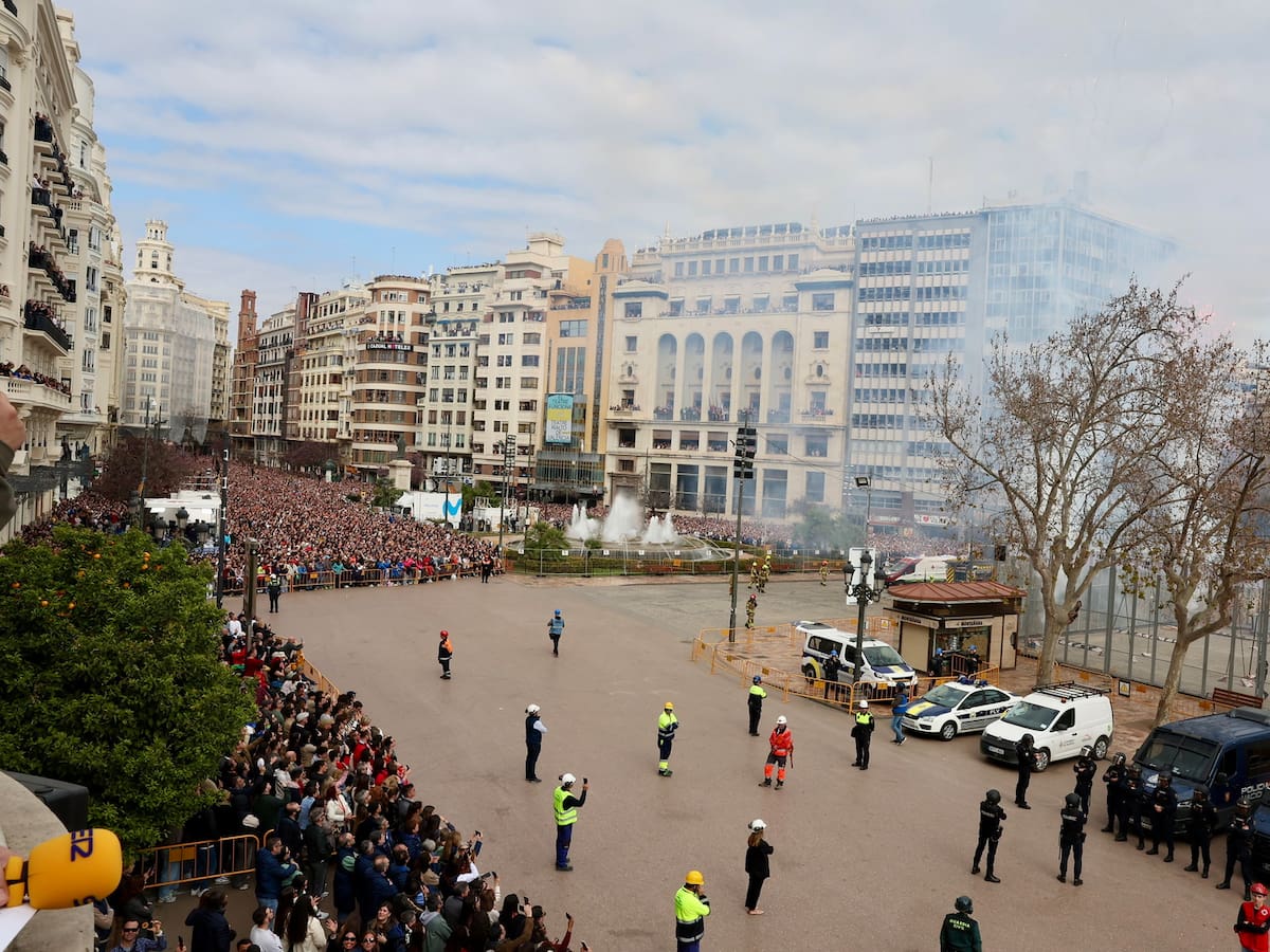 Primera mascletà de las Fallas 2026: arranca el calendario pirotécnico con Peñarroja