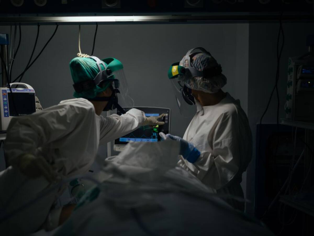 Los pacientes más jóvenes en UCI y en planta en Canarias tienen 21 y 18 años