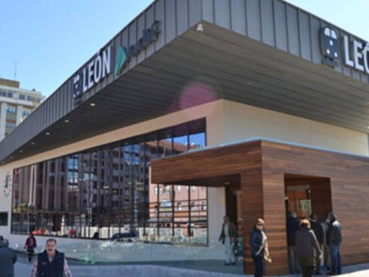 El AVE a Madrid reducirá en media hora el tiempo de viaje a partir de octubre