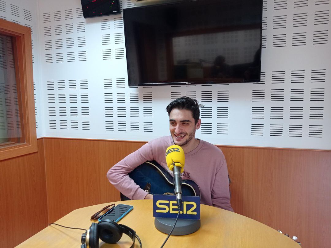 José Carlos Alcolea, cantante del grupo Charlie Blue