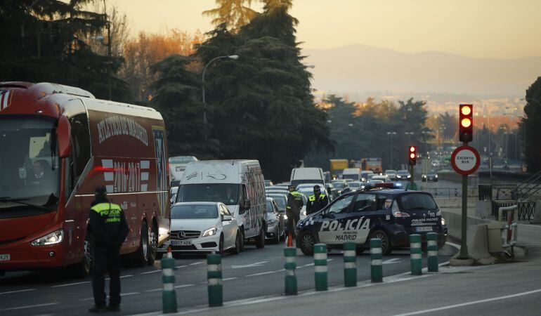 Madrid se ha convertido en la primera ciudad española que impone la circulación alterna de vehículos en función de sus matrículas