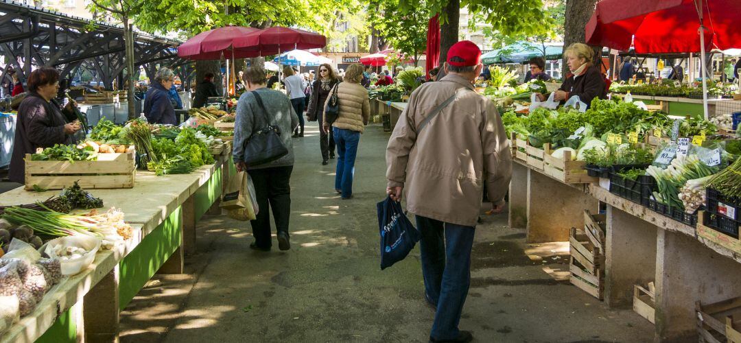 Hemos salido a la calle a conocer la opinión de la gente sobre el brote de Listeriosis