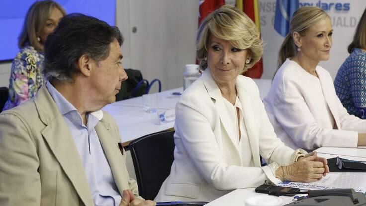 La firma de Àngels Barceló: 'Así resulta difícil creer en la separaciñon de poderes'