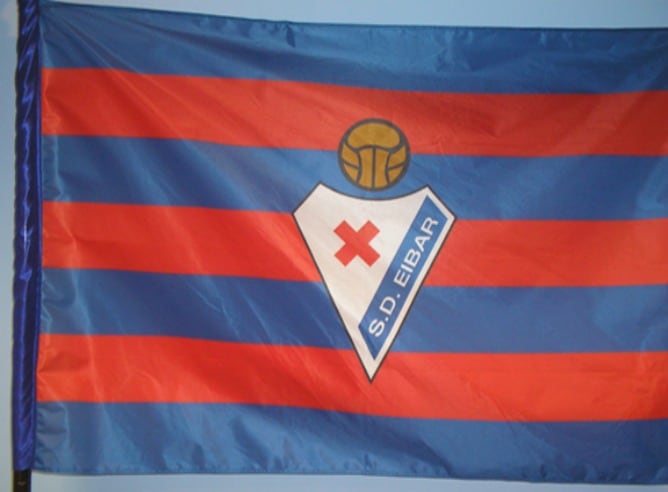 La S.D. Eibar desmiente que vaya a recibir 300.000¤, ni ninguna otra cantidad, por finalizar la temporada líder de Segunda División.