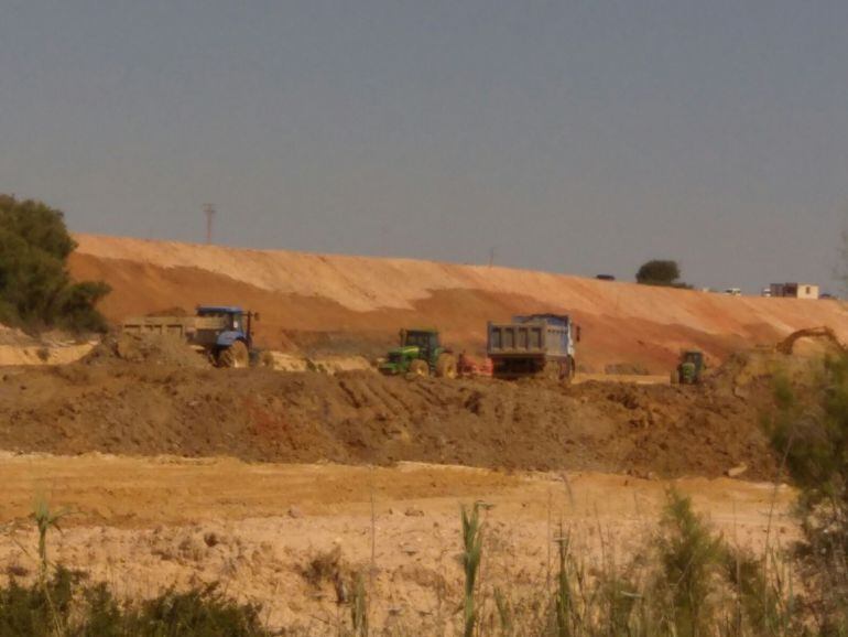 Trabajos en el Estero Domingo Rubio 