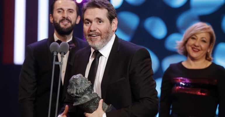 Jorge Coira agradece el premio al mejor Montaje por su trabajo en &#039;El desconocido&#039;, durante la ceremonia de la 30 edición de los Premios Goya, que entrega la Academia de Cine.