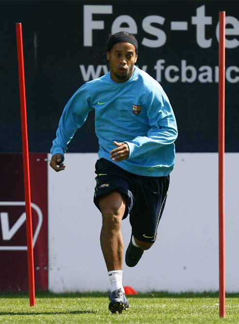 Ronaldinho, durante la sesión de entrenamiento