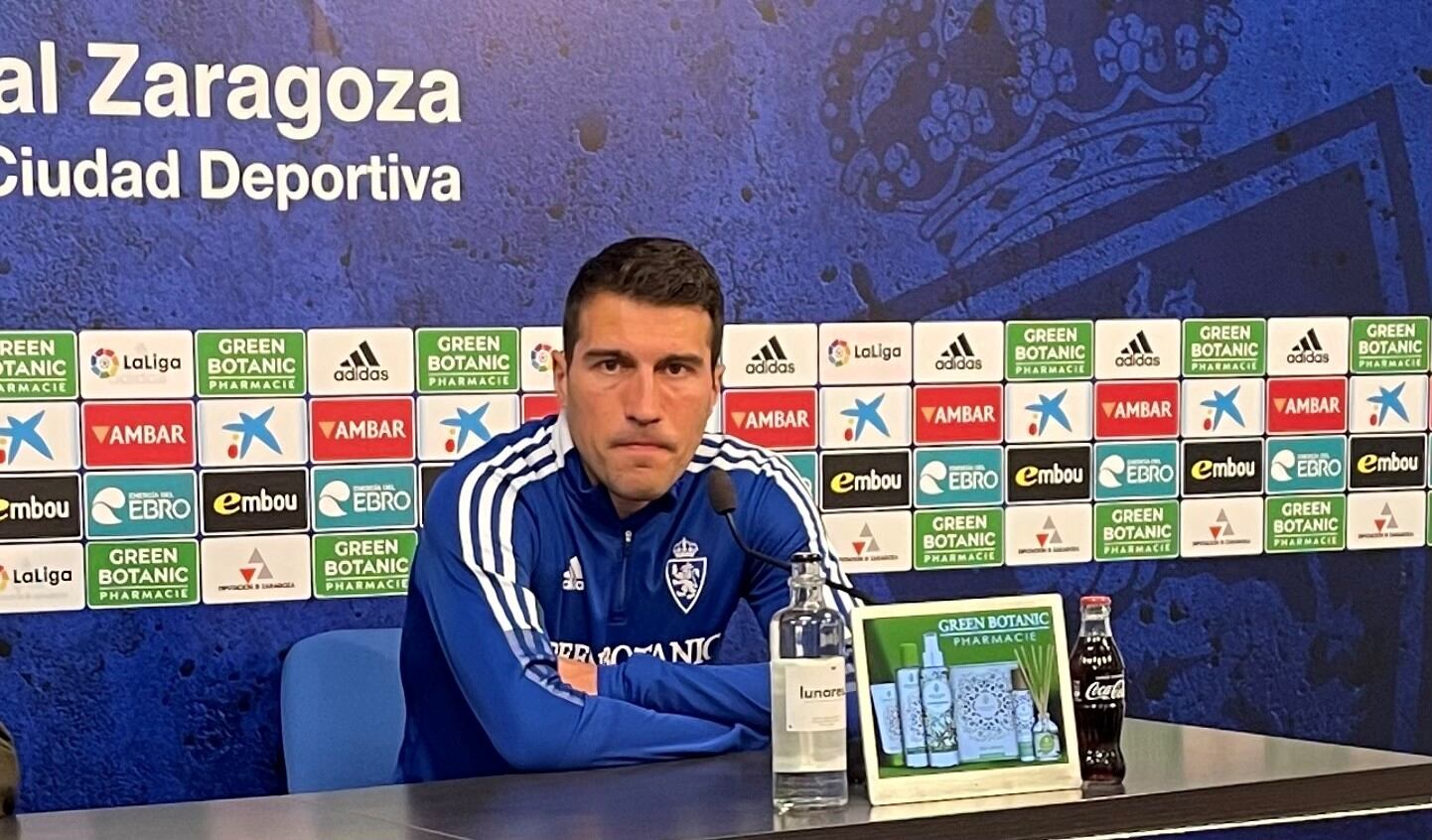 Zapater, durante su comparecencia en la sala de prensa de la Ciudad Deportiva