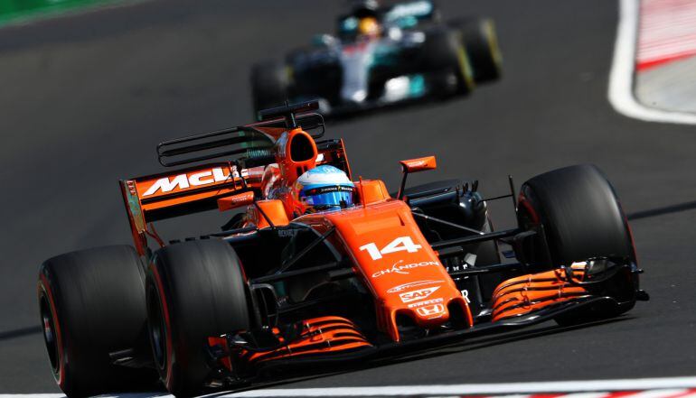 Fernando Alonso, durante los entrenamientos libres de Hungría