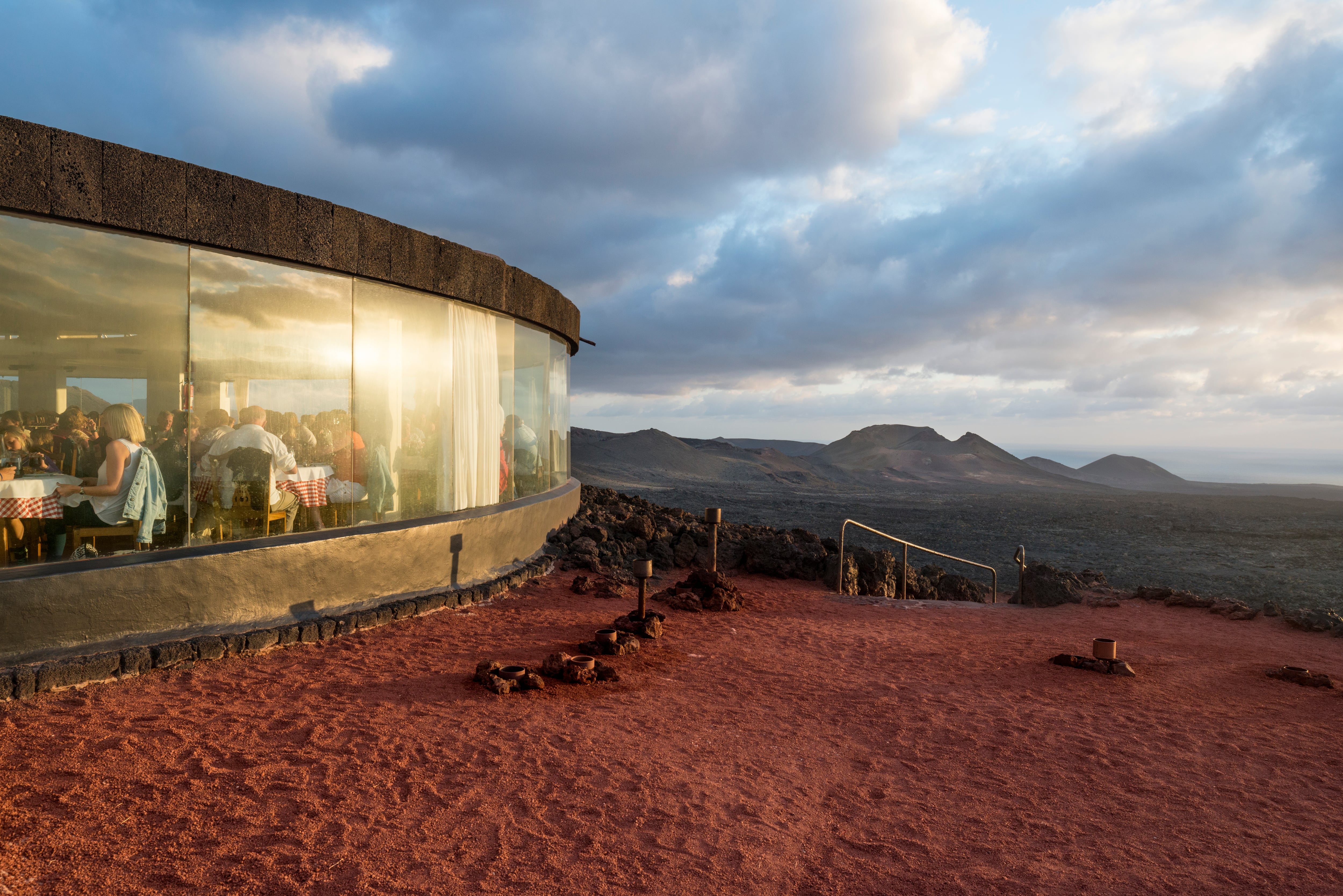 Restaurante &quot;El Diablo&quot; de Montañas del Fuego.