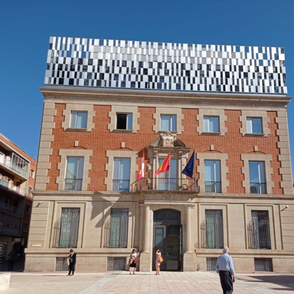 Juzgan a un hombre por dedicarse al tráfico de drogas en Santibáñez de la Peña