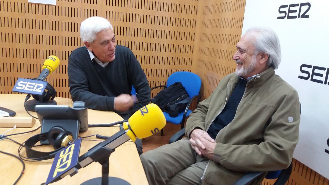 Los doctores: José Martínez y Esteban Granero en los estudios de Radio Murcia