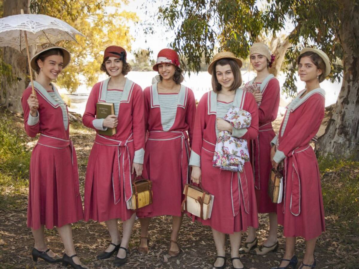 'La otra mirada': TVE se antepone a las audiencias y renueva su serie feminista