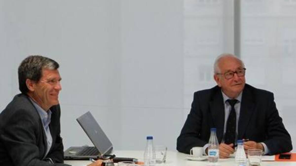 La decisión de Andreu de pagar una prima a la plantilla molesta a la Fundación