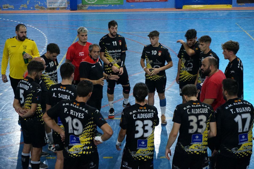 El Bm. Elda - C.E.E. comienza la liga en casa recibiendo al UCAM Murcia