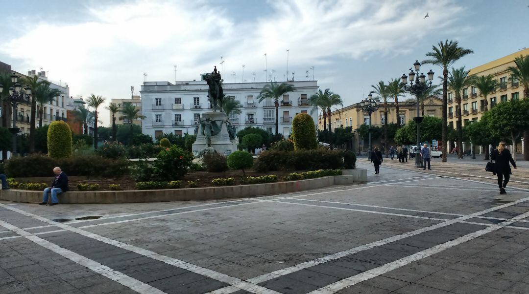 Los hechos se registraron en la plaza del Arenal