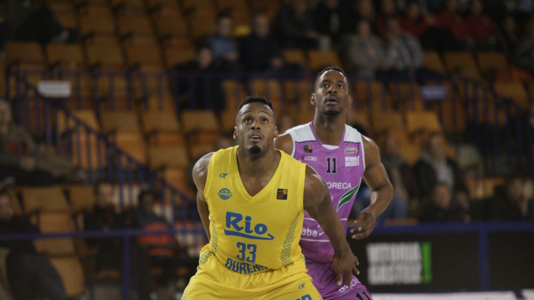 Tercera victoria consecutiva y novena de la liga del Club Ourense Baloncesto