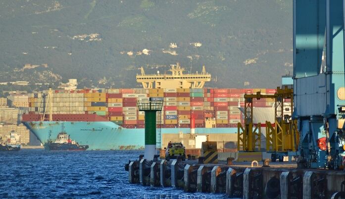 Megaship en Algeciras