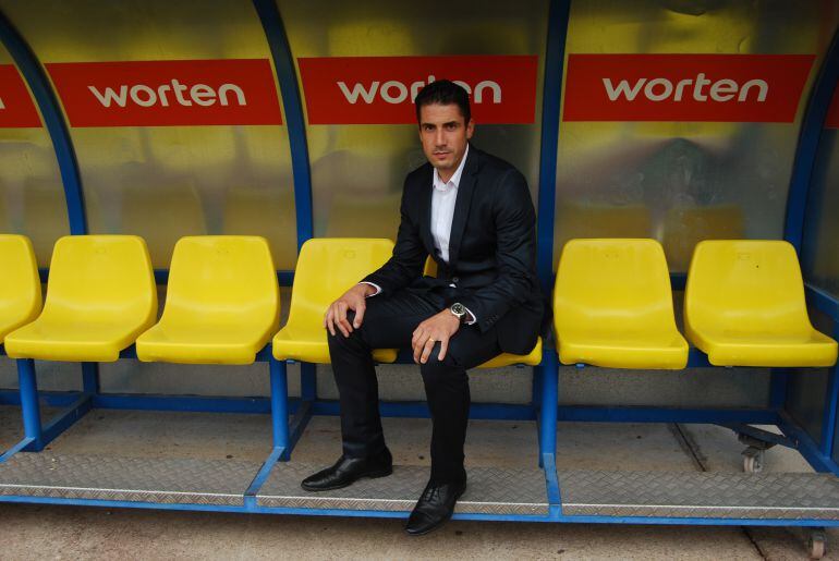 Julio Velázquez nuevo entrenador del AD Alcorcón