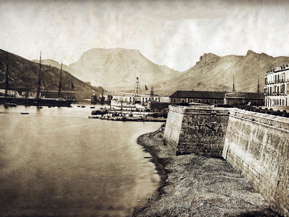 Las 'Fortalezas de la Ruta' inicia un viaje por la historia desde la Muralla del Mar