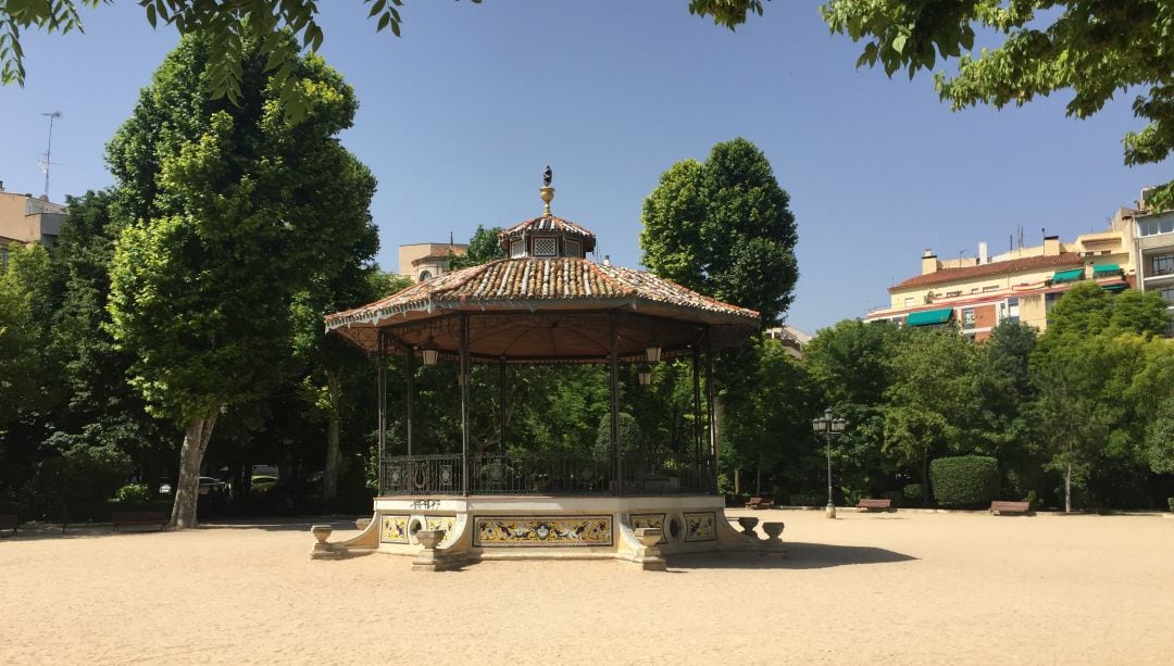 Parque de San Julián con el templete de la música.