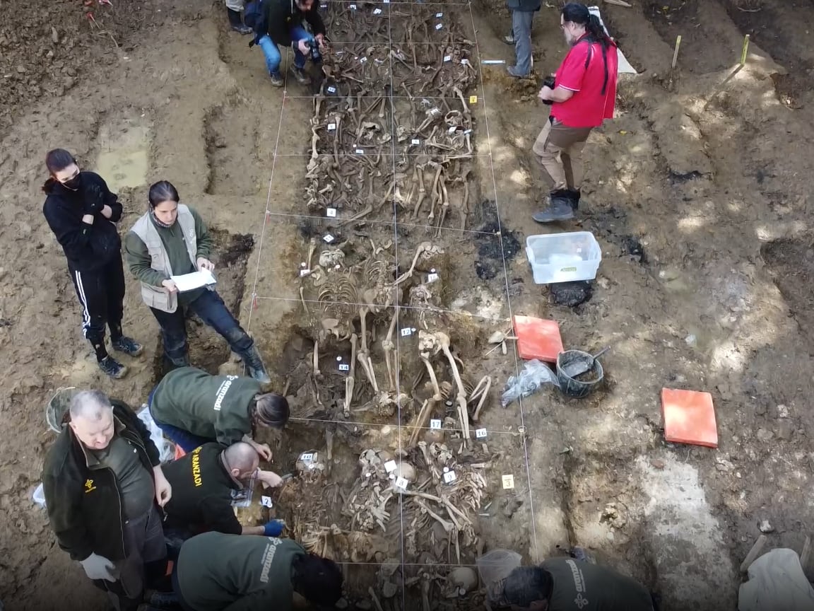 Restos óseos del cementerio de Begoña
