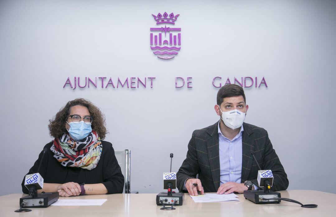 Alícia Izquierdo y José Manuel Prieto, concejales de Gandia