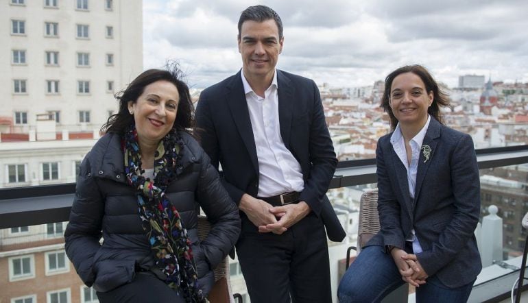 Margarita Robles, Pedro Sánchez y Sara Hernández en la presentación de las listas por Madrid