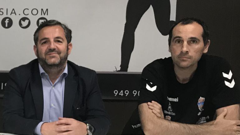 Alberto Quemada (vicepresidente) y César Montes (entrenador) Quabit BM Guadalajara