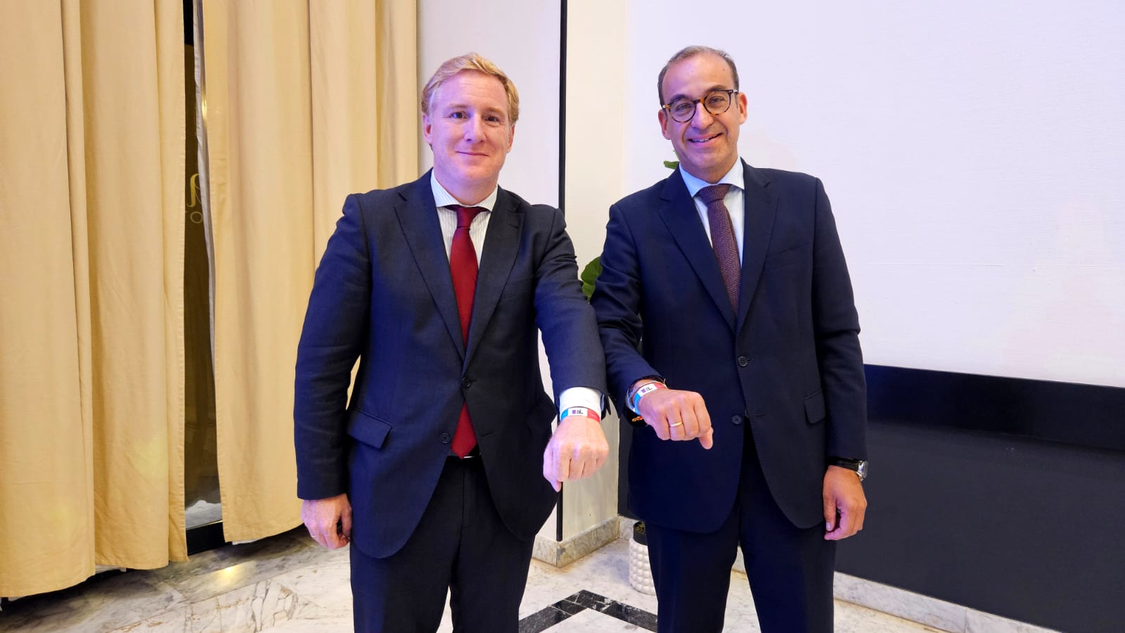 El alcalde de Badajoz, Ignacio Gragera, junto a su homólogo en Cáceres, Rafa Mateos