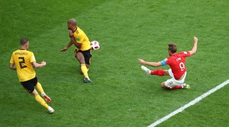 Harru Kane marca durante el partido contra Bélgica por el tercer puesto.