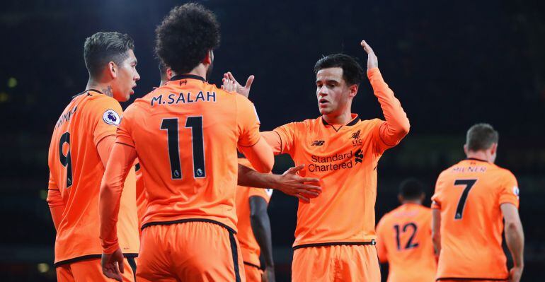 Los jugadores del Liverpool celebran un gol ante el Arsenal