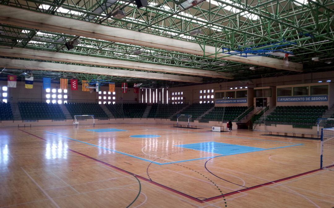 Interior del pabellón Pedro Delgado