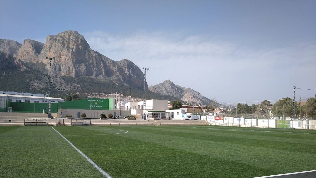 Campo de fútbol del Albir Garden Sports.