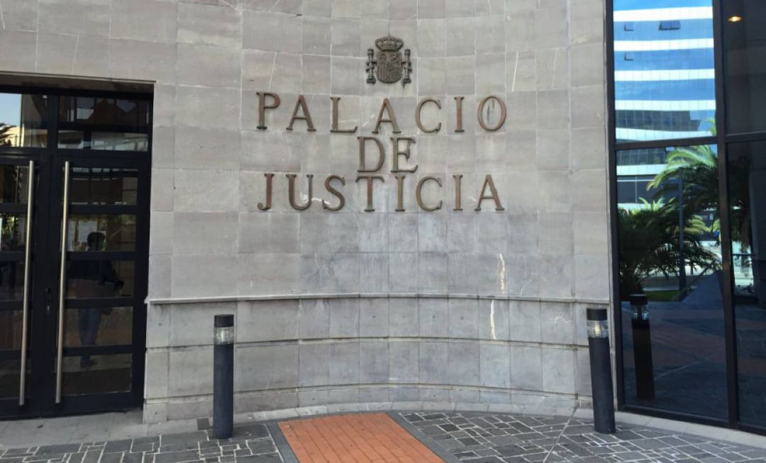 Audiencia Provincial de Santa Cruz de Tenerife, donde se celebrará el juicio con jurado contra el hombre acusado de matar a uno de sus hijos y su mujer durante la primavera del año 2019