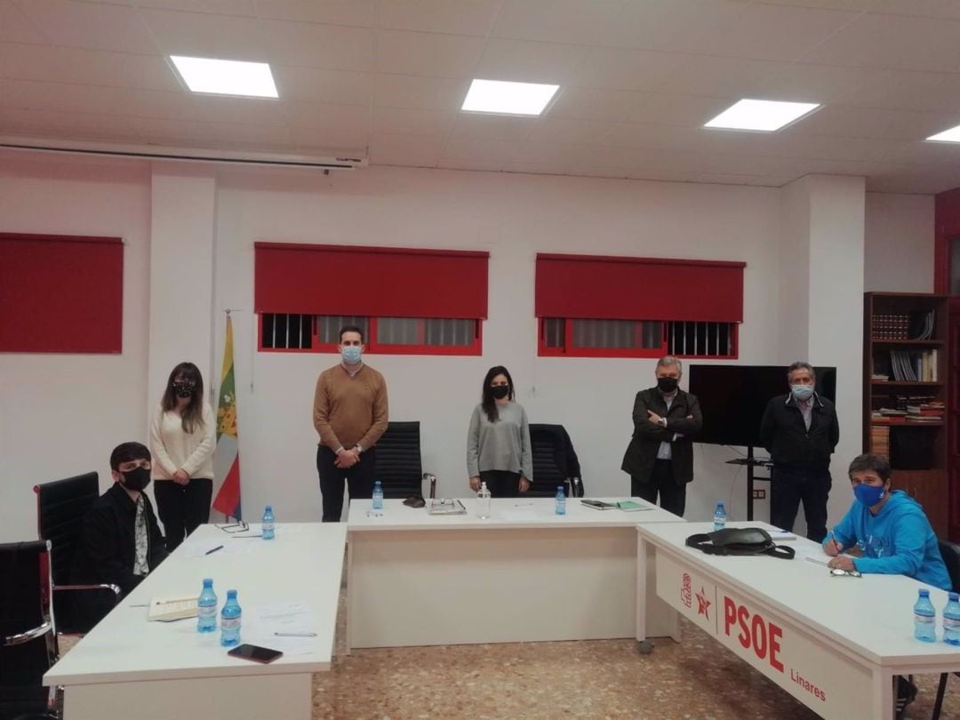 Miembros de la junta gestora del PSOE de Linares.