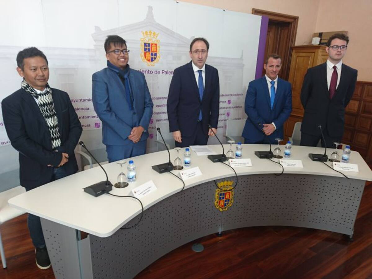 La Federación Indonesia de Fútbol estudia que Palencia sea sede una de sus secciones inferiores