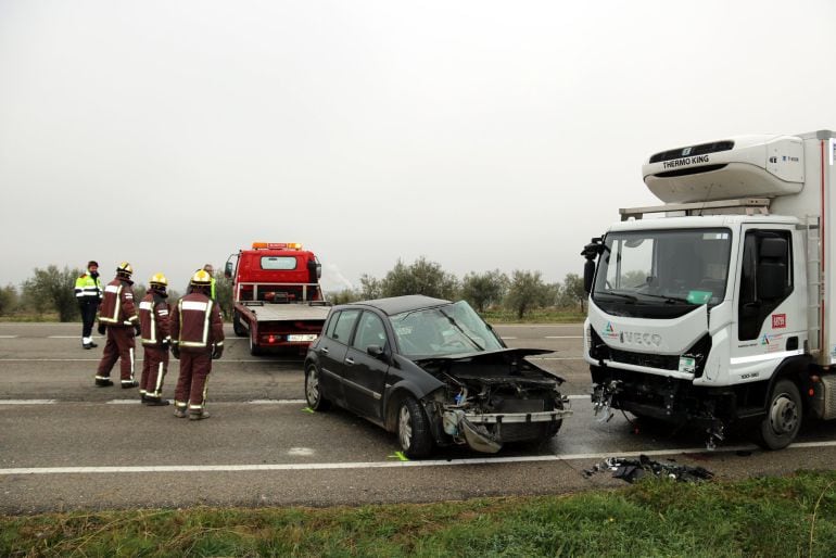 El año 2016 se cierra con al menos 1.155 muertos en carreteras, 24 más que el pasado año