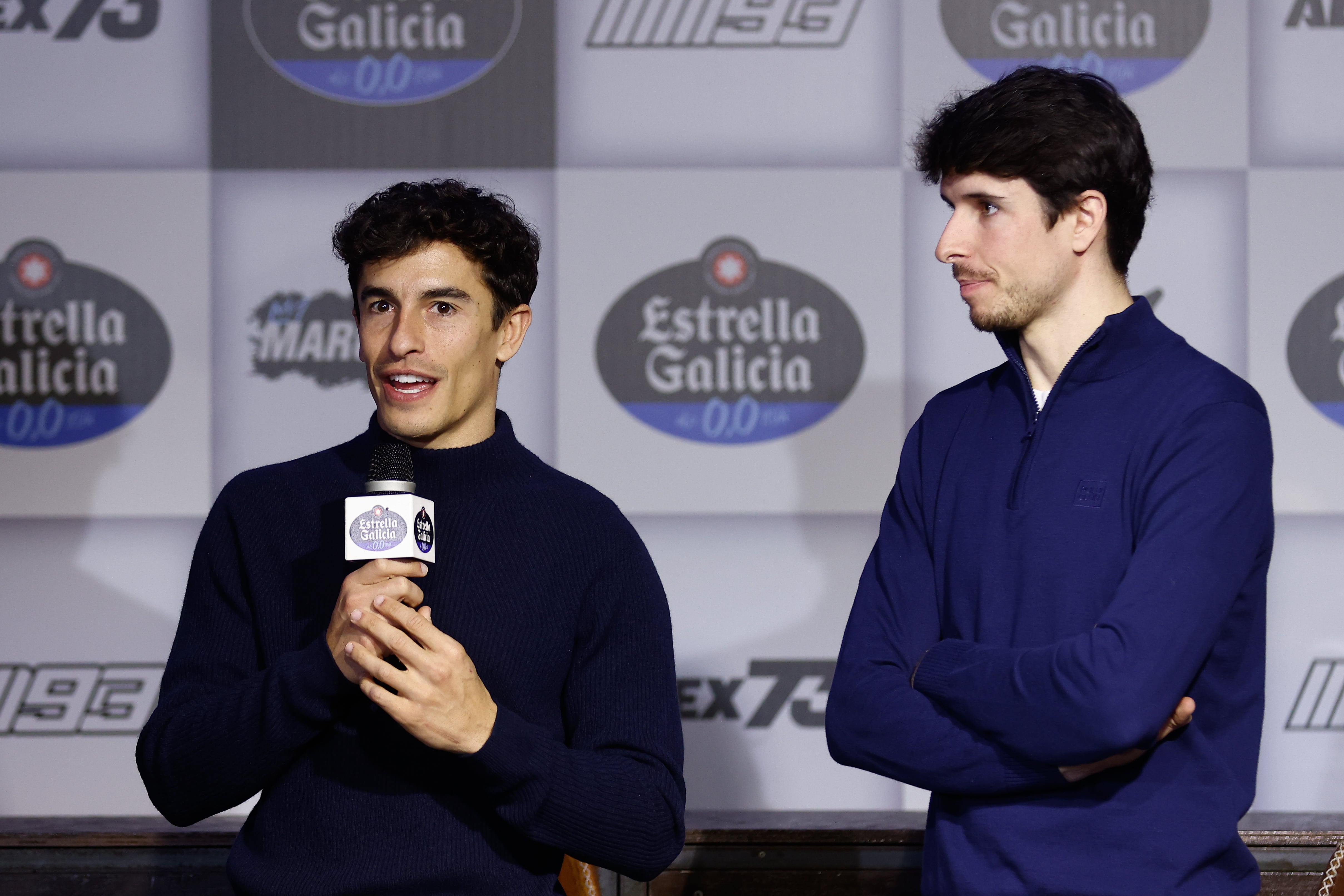 Alex Márquez y Marc Márquez, durante una rueda de prensa