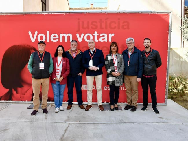 Miembros del PSOE de Villena en el Congreso Provincial
