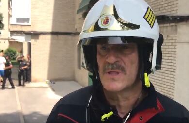 Javier Guijarro durante un incendio en Móstoles