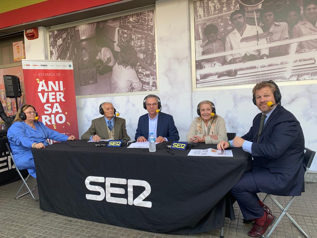 Chari Elías, Sotero Romero, Salomón Hachuel, Blanca Ferrer y Jerónimo Martín