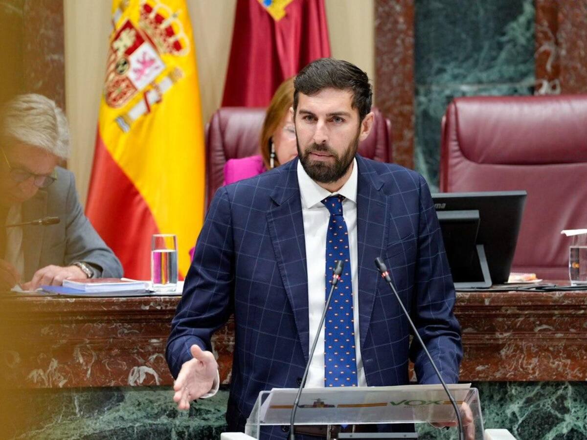 VOX registra su reforma de la Ley del Mar Menor y acusa a PP y PSOE de inacción
