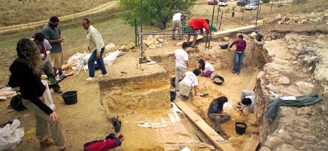 El centro servirá para recibir a los visitantes y para conservar los fósiles y piezas originales producto de las excavaciones