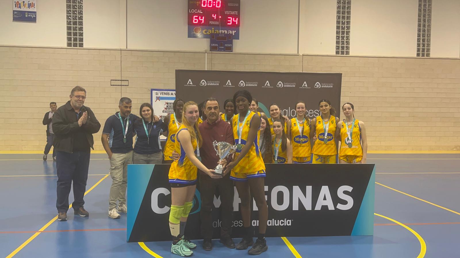 El equipo junior femenino Magar CB La Mojonera ha ganado de manera brillante la final provincial ante su numeroso público con un marcador final de 64-34  ante CB Almería.
