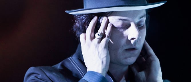 Jack White durante su actuación en el festival de Roskilde, en Dinamarca