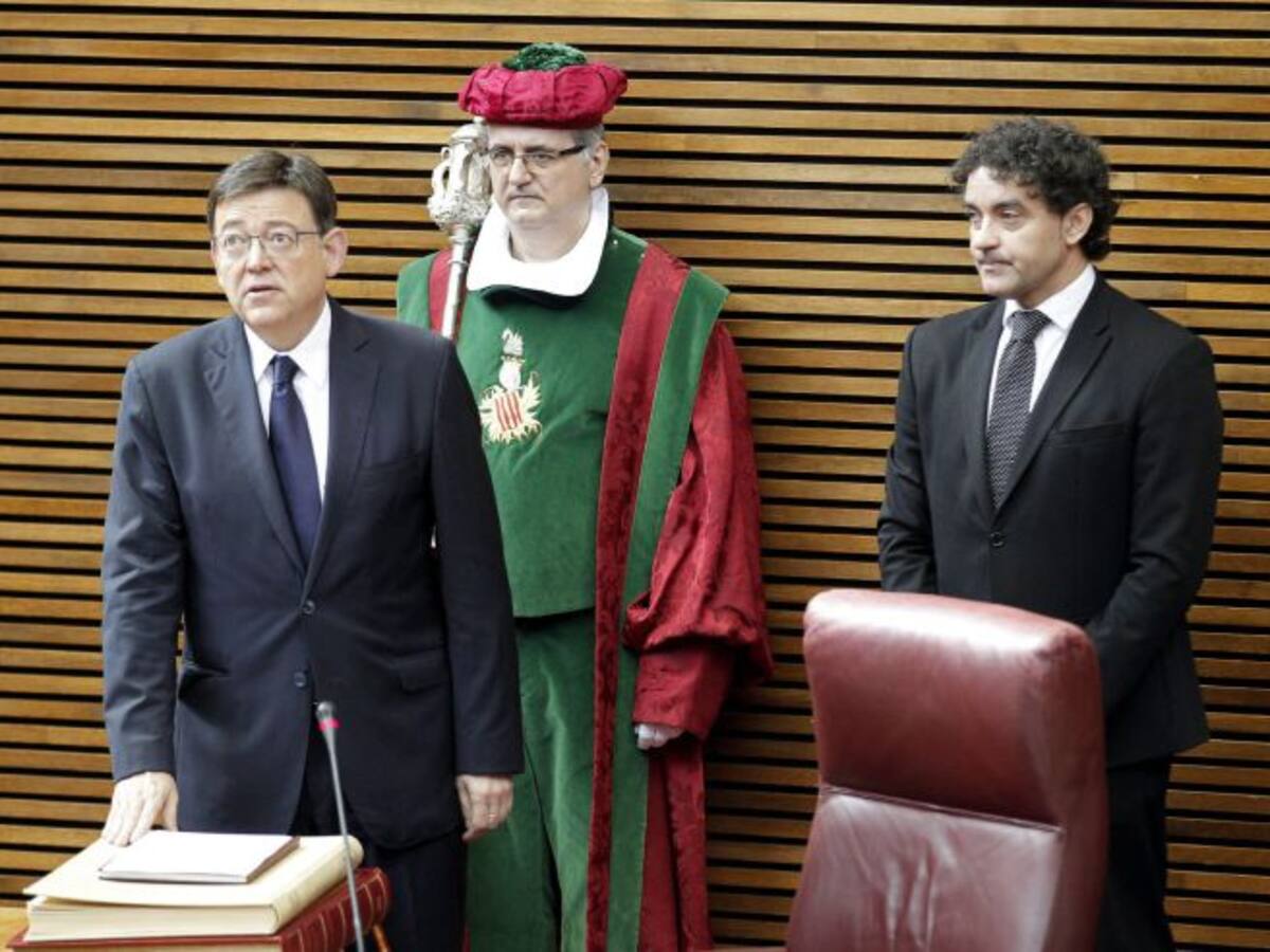 Ximo Puig promete su cargo como President